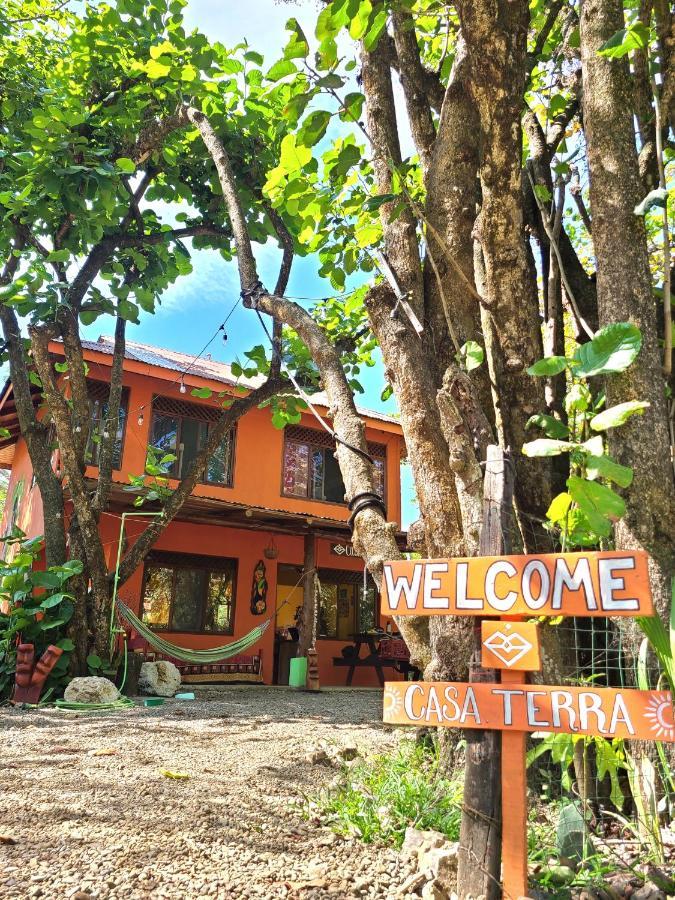 Casa Terra Hostel Sámara Zewnętrze zdjęcie