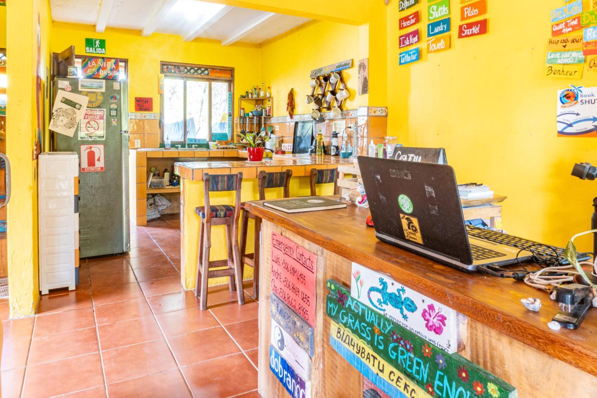 Casa Terra Hostel Sámara Zewnętrze zdjęcie